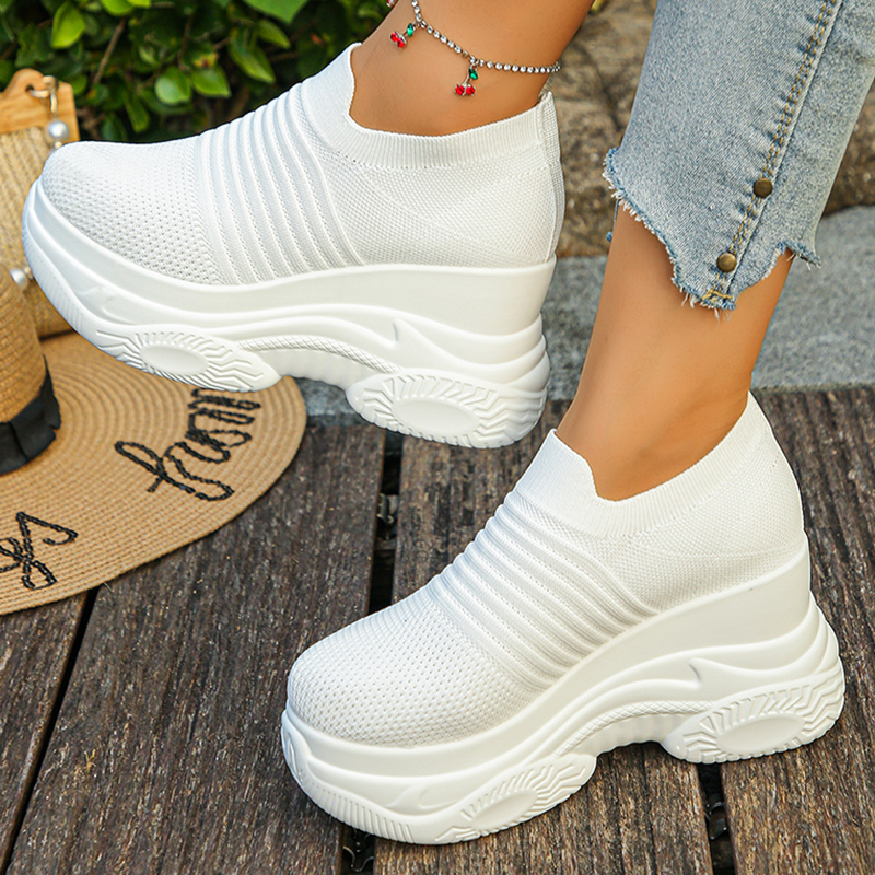 Mulher de malha branca chunky  - Platform Sneakers Chunky avaliação e preço