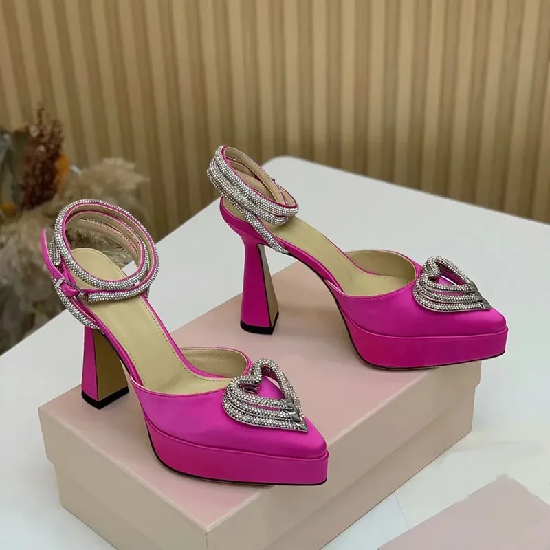 Plataforma de cristal amor dec - Metallic Heel Sandal avaliação e preço